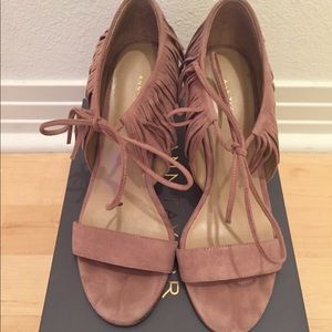 Premium Ann Taylor Toni Fringe Sandal 👡